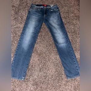 Brand new Guess Lincoln-slim straight jeans
